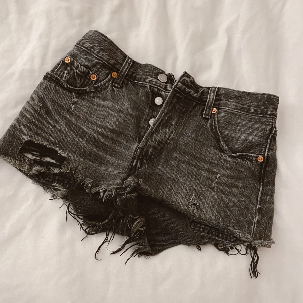 Levis Black Distressed Shorts